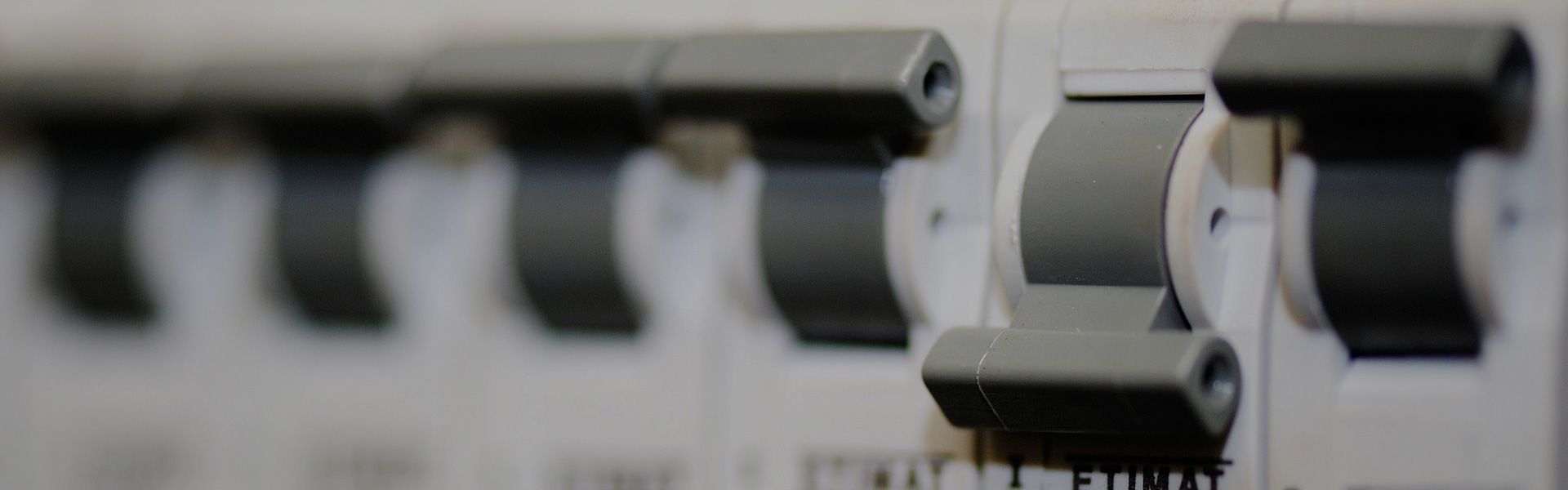 Mantenimientos integrales, para organismos p&uacute;blicos, privados y comunidades de vecinos.